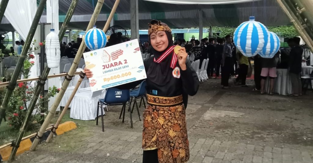 Juara 1 Silat Seni (Putri) Tingkat Nasional “Olimpiade Humaniora Nusantara 2023”